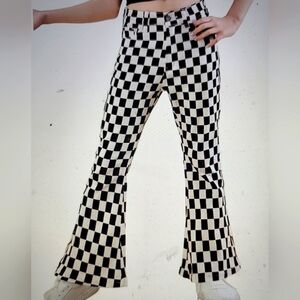 NwT. GIRLS stretch 70s bell bottom flare pants checkered size 10